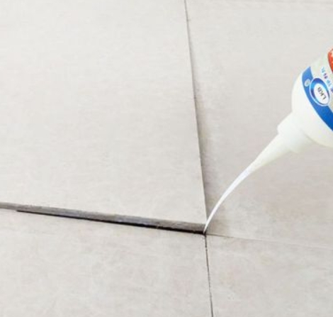 永胜瓷砖空鼓维修公司分享卫生间瓷砖脱落的原因可能有以下几点
